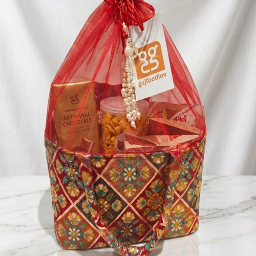 PATOLA HAMPER BASKET — view 2