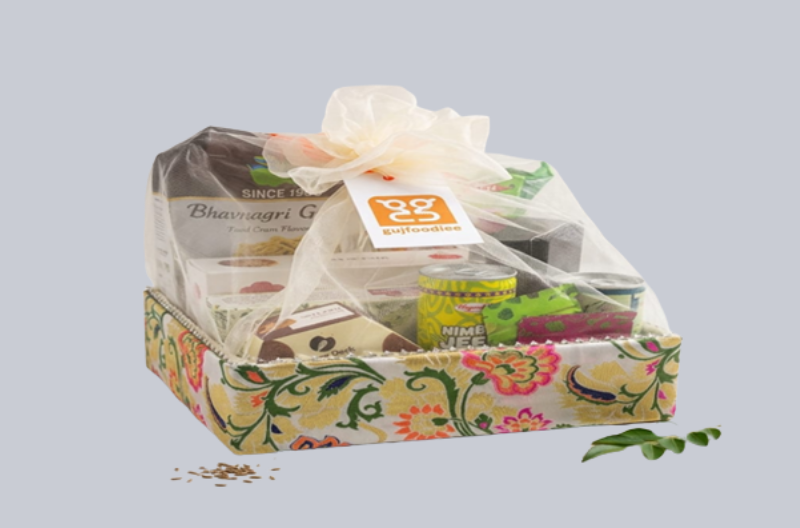 AJRAKH VIRASAAT HAMPERS (S)